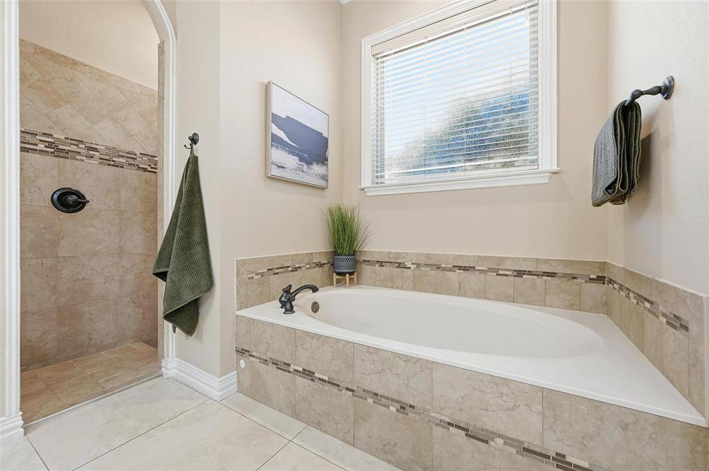 Arlington, TX 76017,3603 Regents Park Court