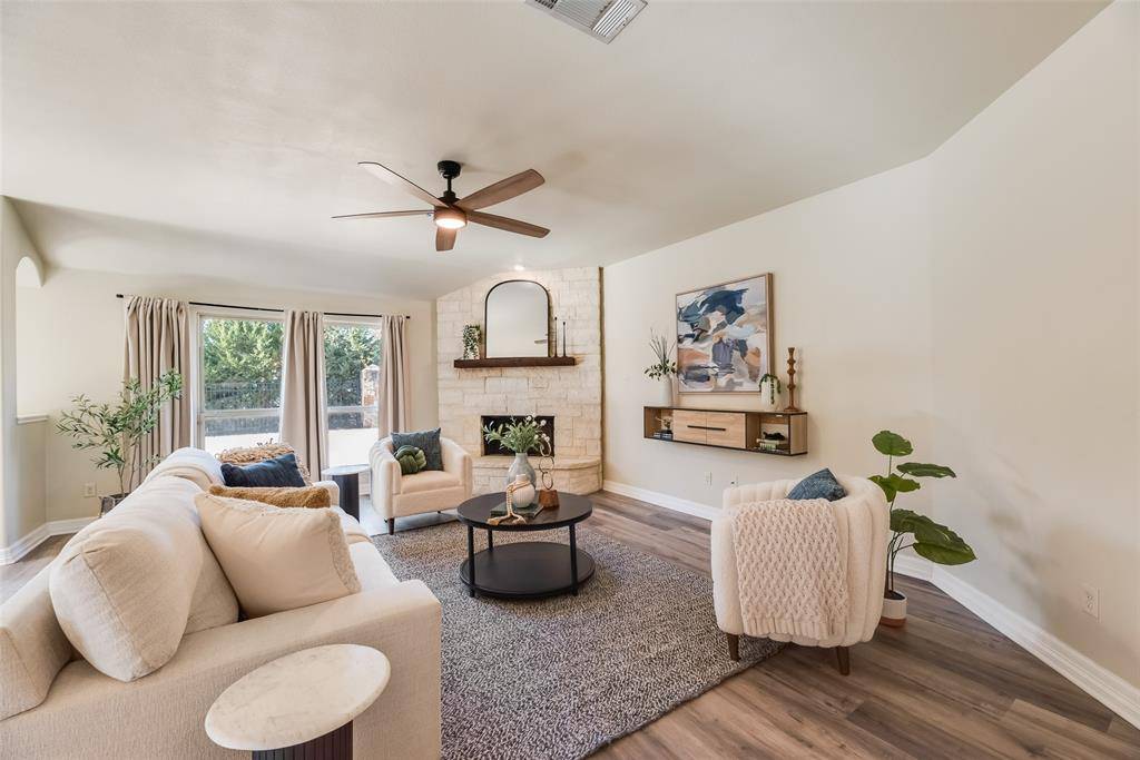 Prosper, TX 76227,810 English Ivy Drive