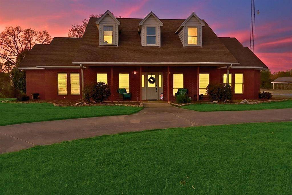 Mineola, TX 75773,373 CR 2724