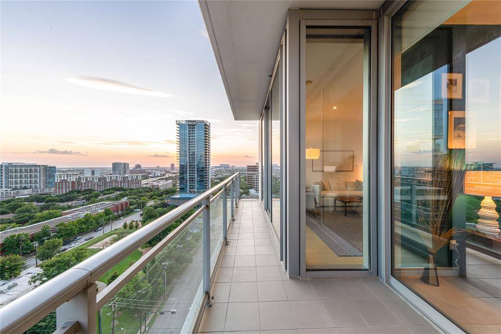 Dallas, TX 75201,2900 McKinnon Street #1503