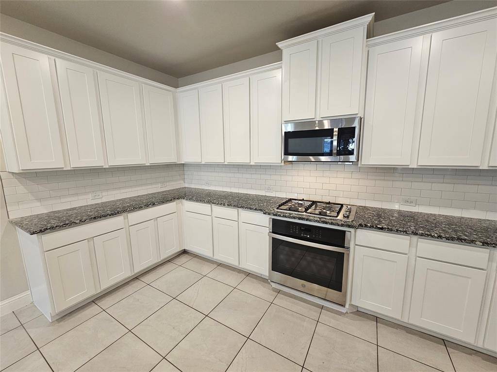 Irving, TX 75060,2803 18th Street W