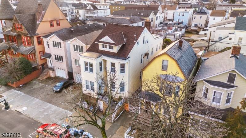 Harrison Town, NJ 07029,308 Davis Ave