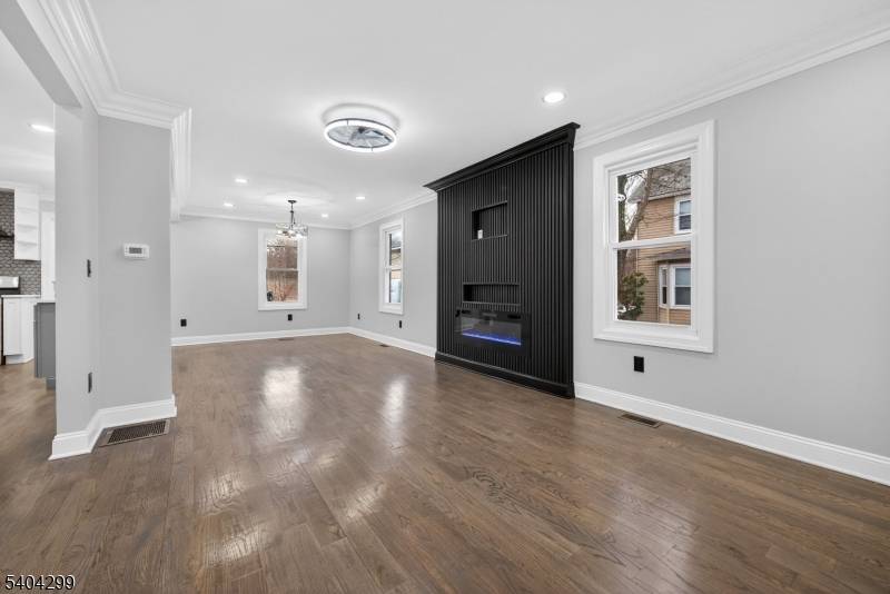 Roxbury Twp., NJ 07847,884 Route 46