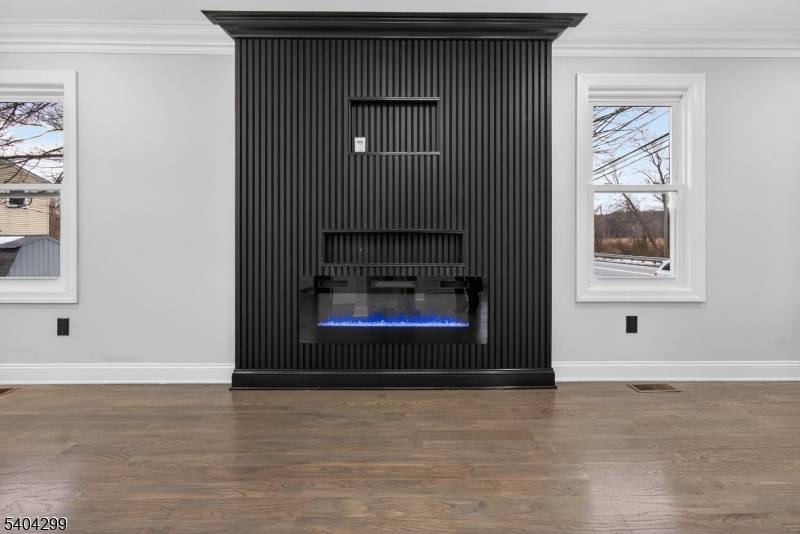 Roxbury Twp., NJ 07847,884 Route 46