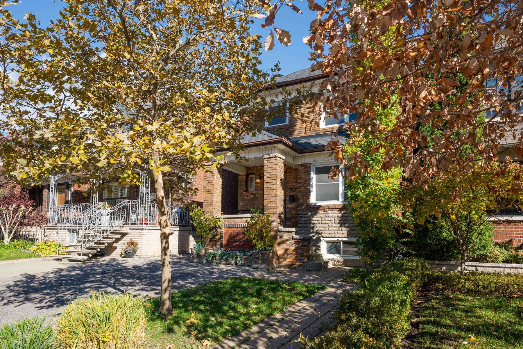 Toronto C03, ON M6E 3K8,217 Northcliffe BLVD