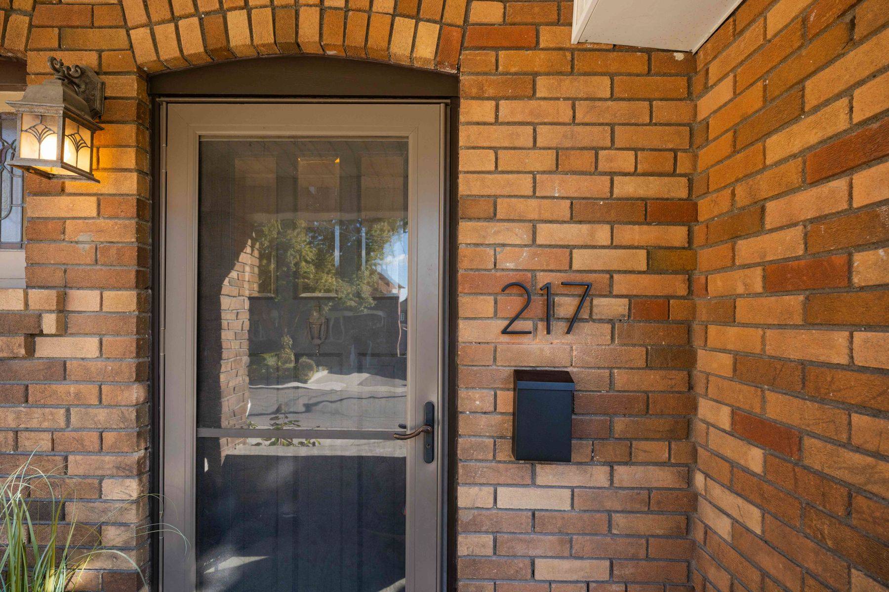 Toronto C03, ON M6E 3K8,217 Northcliffe BLVD