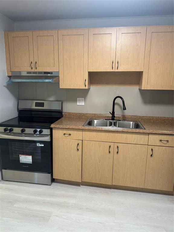 Pompano Beach, FL 33068,6640 SW 20th St