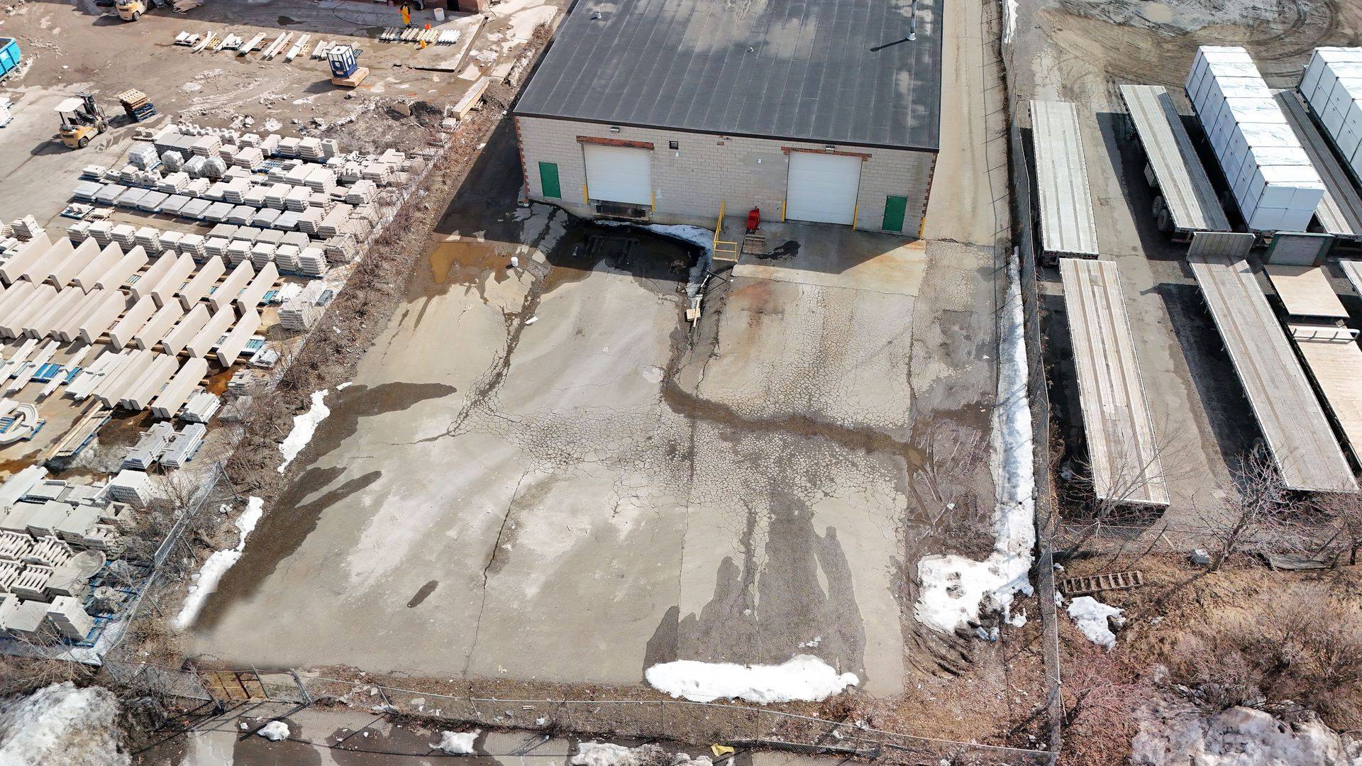 Mississauga, ON L4W 1R2,1220 Matheson BLVD E