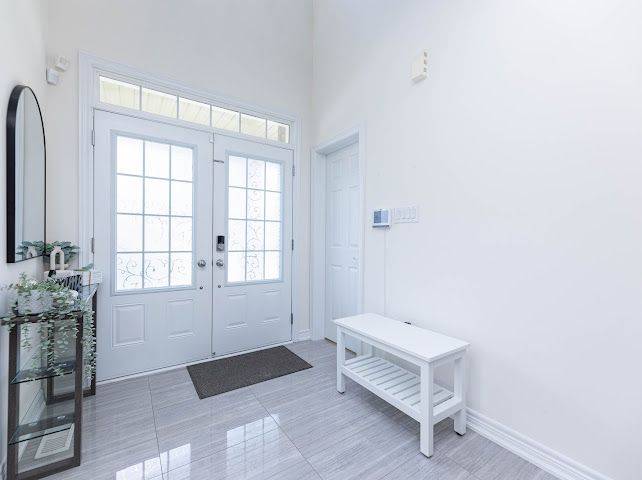 Brampton, ON L7A 0G1,3 Novice DR