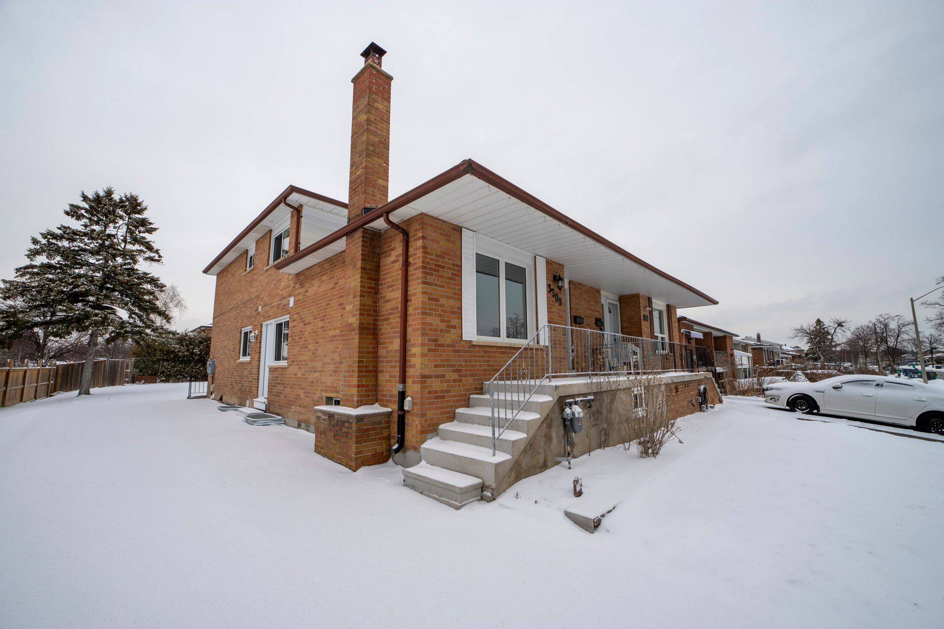 Mississauga, ON L4T 1V6,3309 Jolliffe AVE