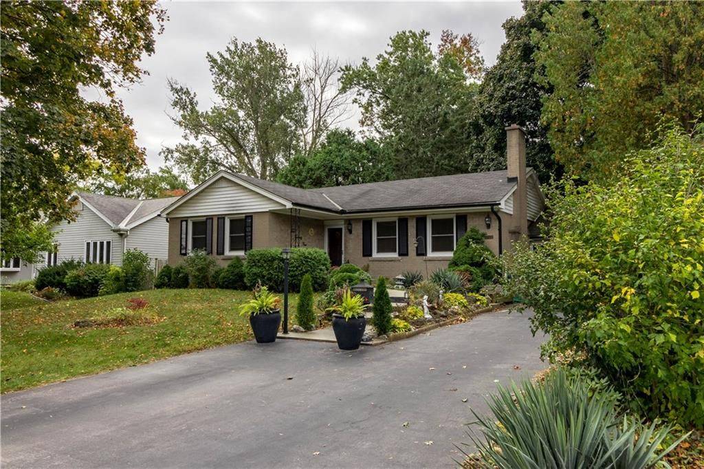 Burlington, ON L7L 2N4,224 POPLAR DR