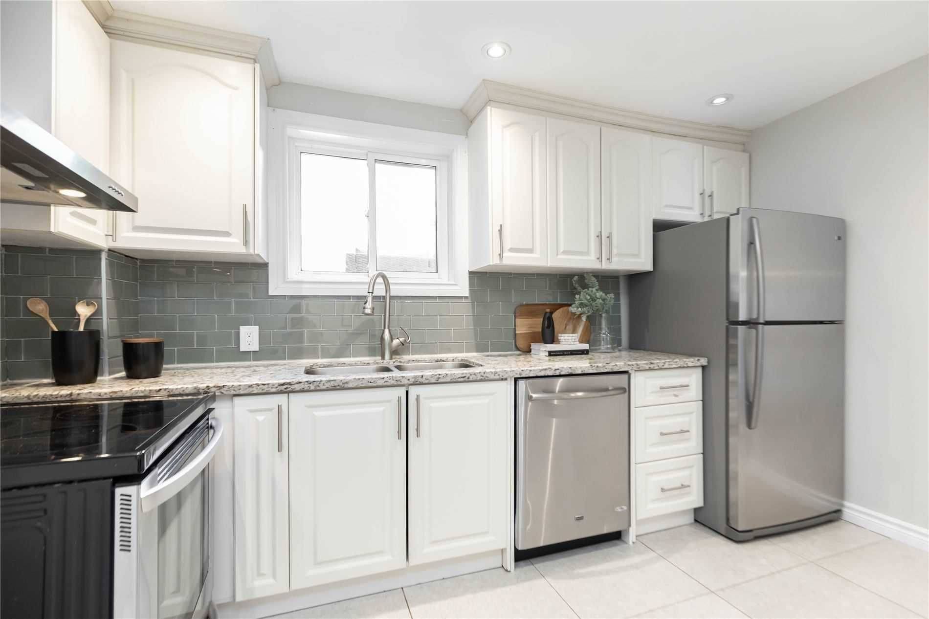 Toronto W03, ON M6M 3J5,21 Haverson BLVD #Main