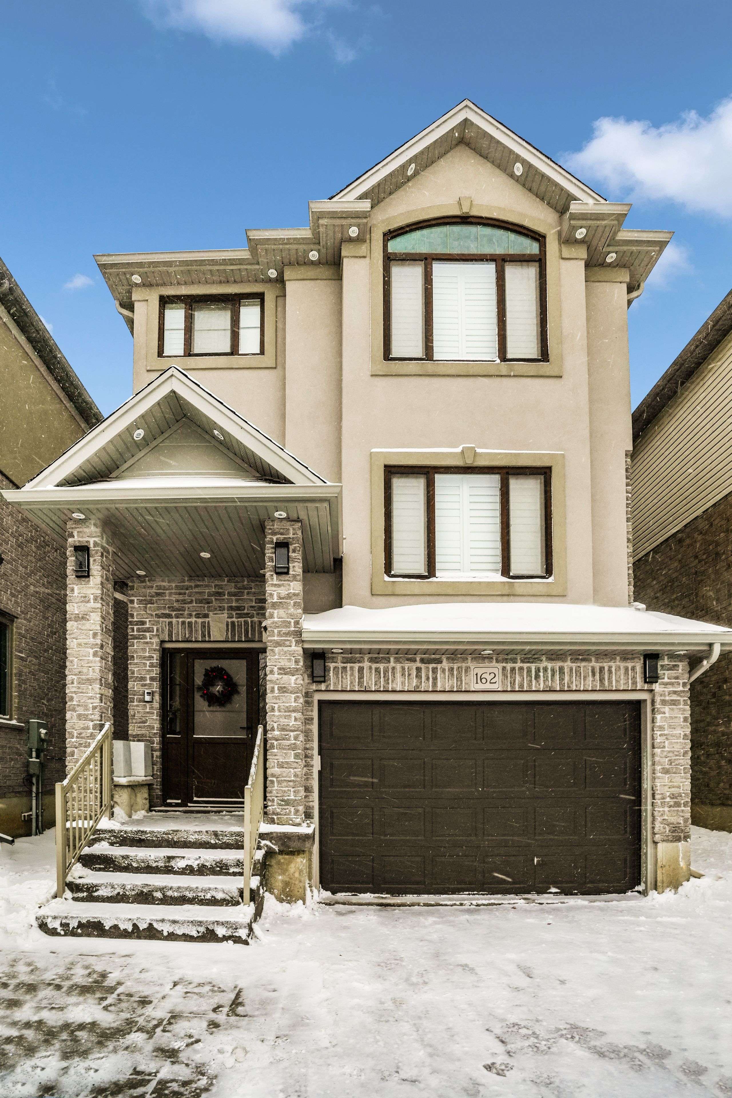 Cambridge, ON N1R 5S2,162 Branchton RD