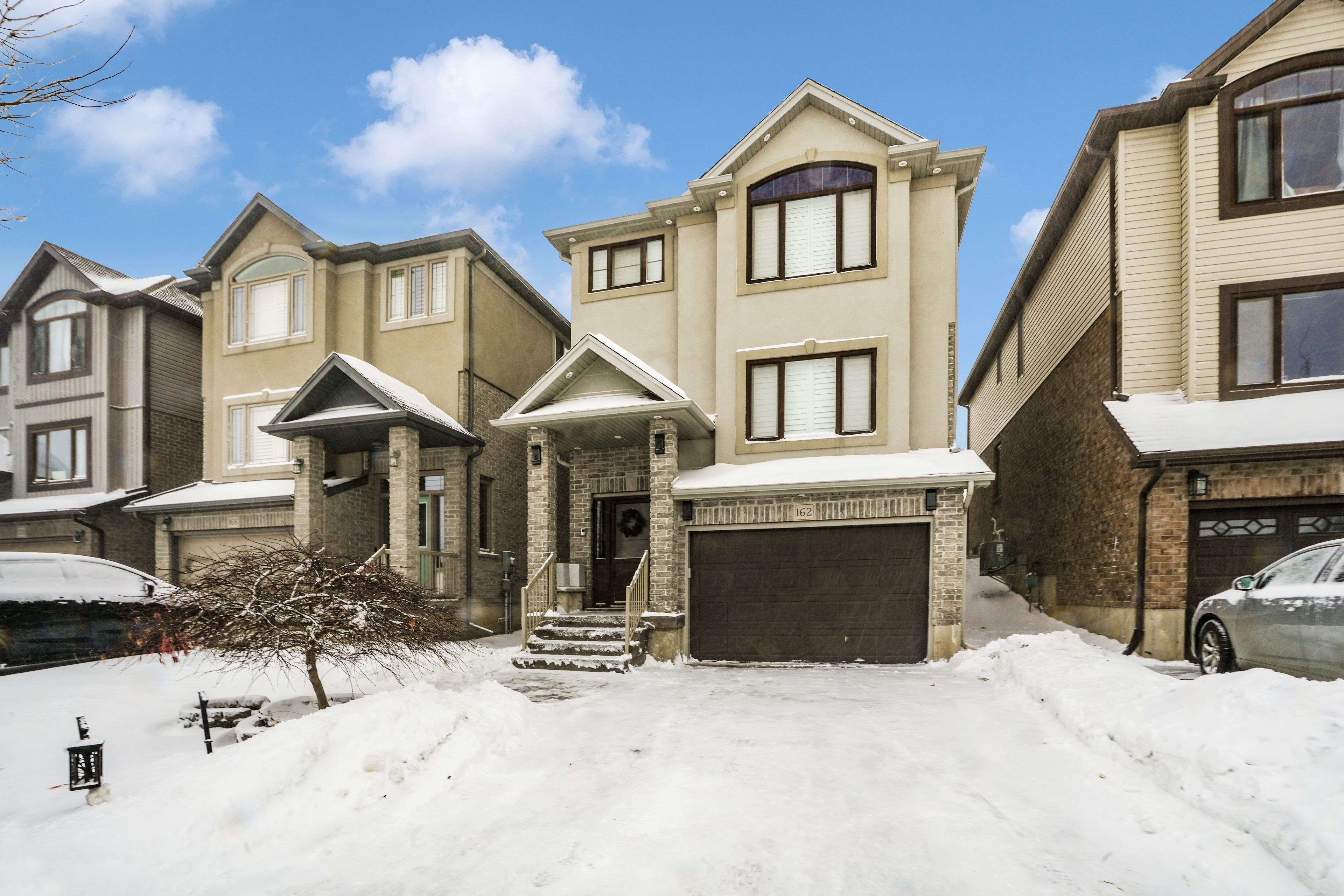 Cambridge, ON N1R 5S2,162 Branchton RD