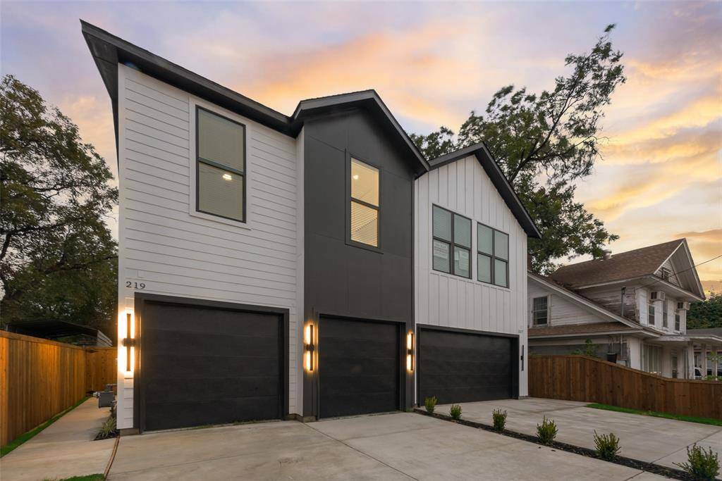Dallas, TX 75208,219 W Yarmouth Street