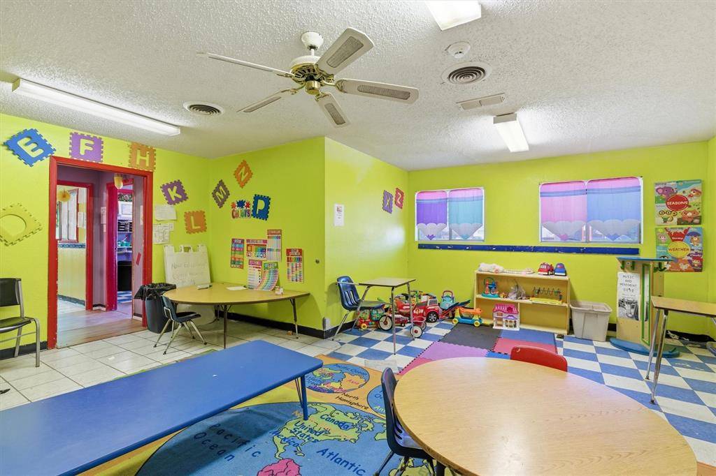 Grand Prairie, TX 75051,622 Freetown