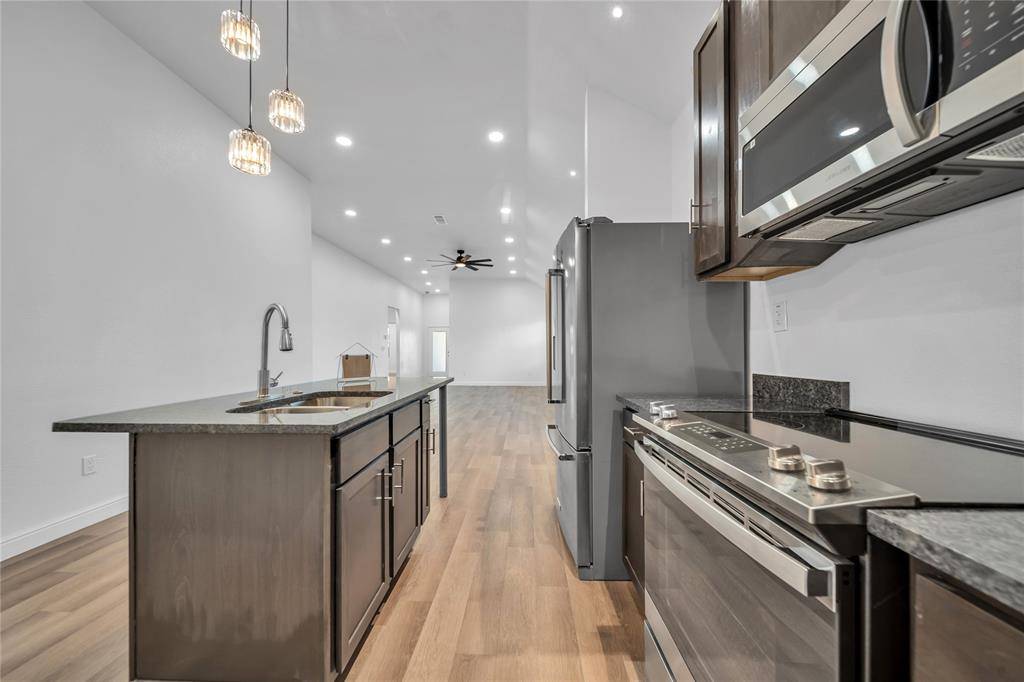 Dallas, TX 75241,2406 Naoma Street