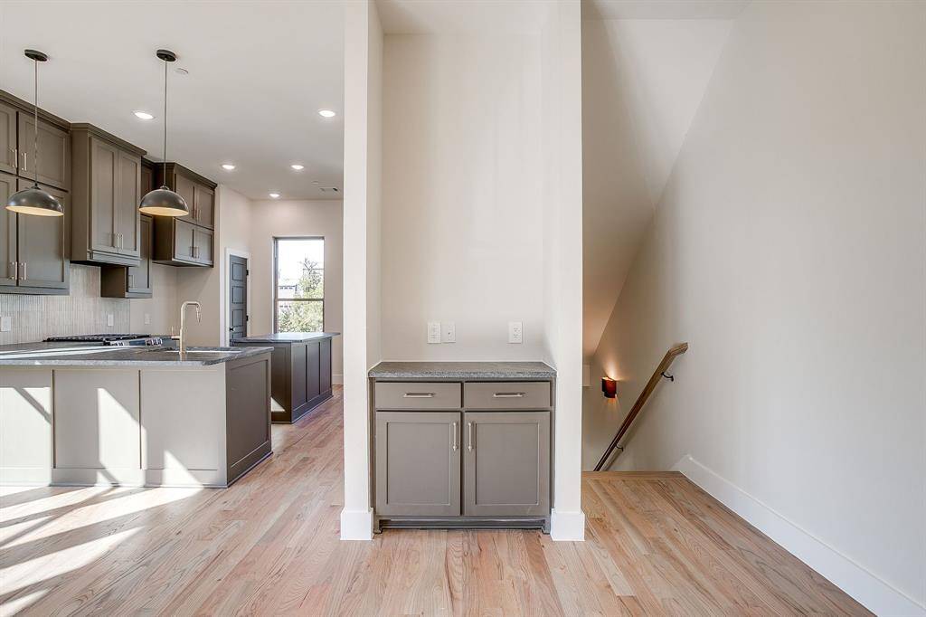 Fort Worth, TX 76107,2824 Weisenberger Street #100