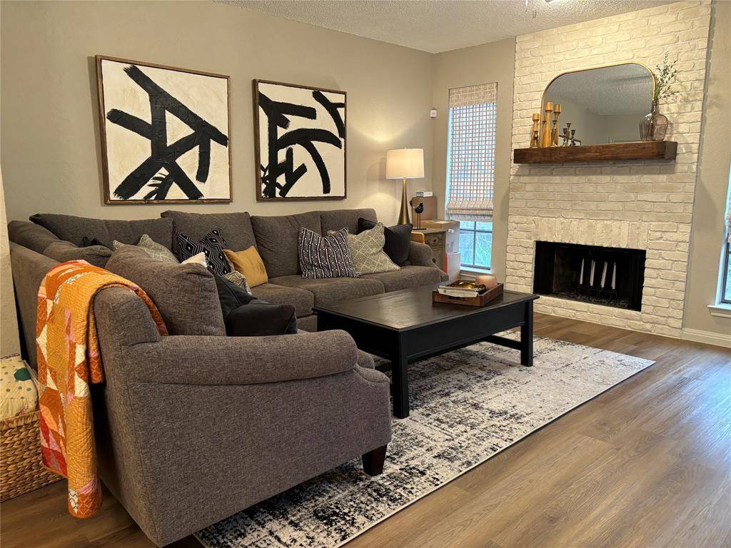 Fort Worth, TX 76133,7429 Kingswood Drive