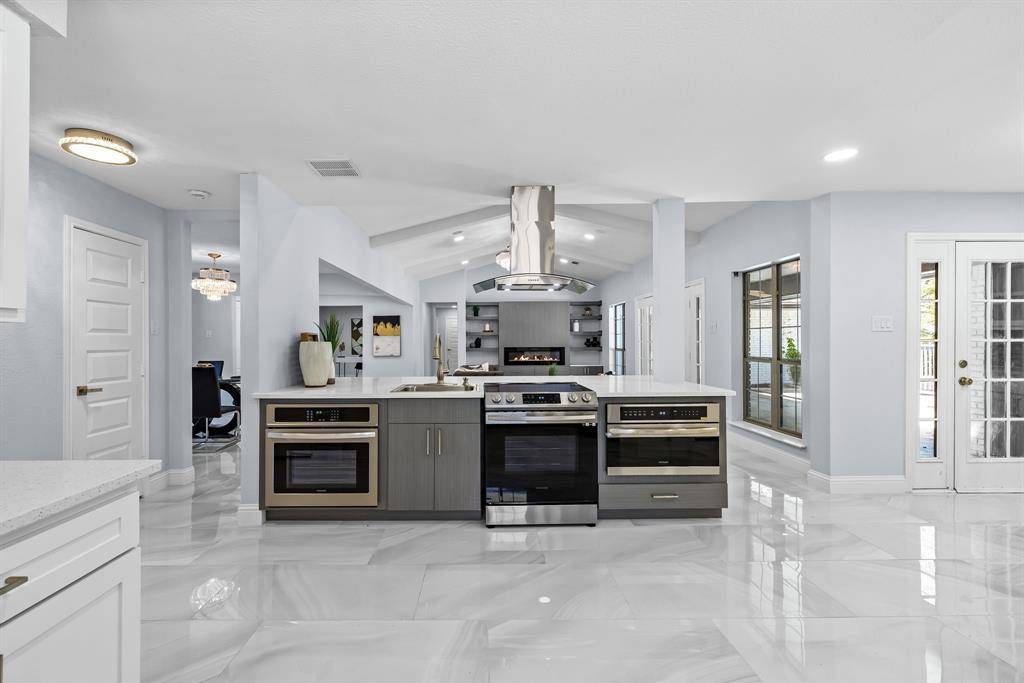 Dallas, TX 75248,14909 Hillcrest Road