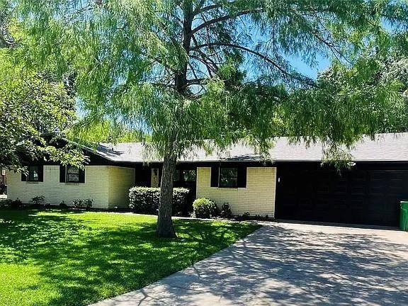 Stephenville, TX 76401,1360 N Charlotte Avenue