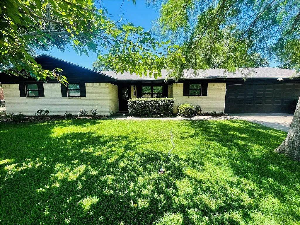 Stephenville, TX 76401,1360 N Charlotte Avenue