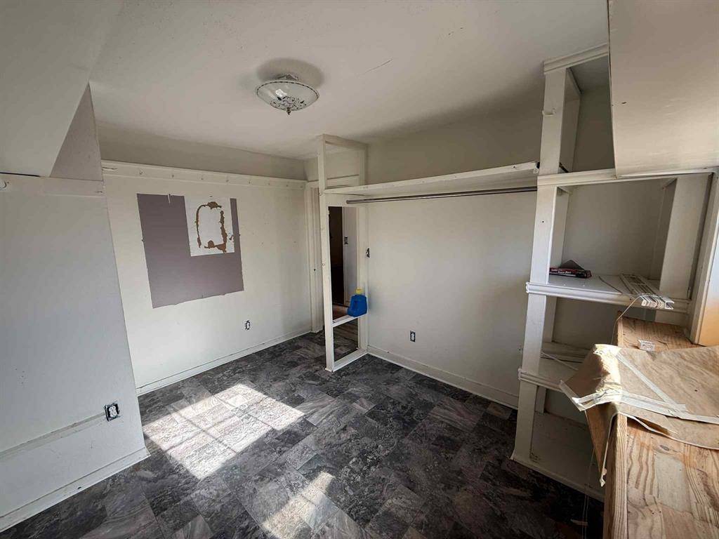 Roscoe, TX 79545,110 Hickory Street