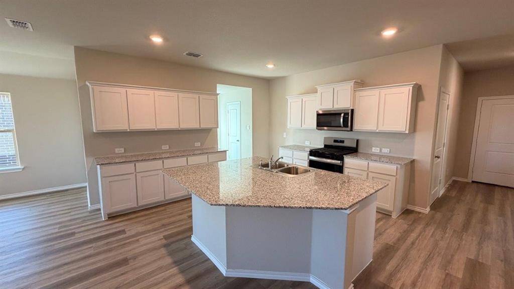 Fort Worth, TX 76131,8524 BELTMILL Parkway