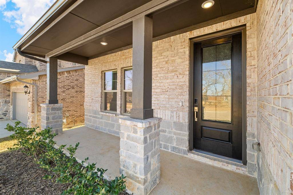 Corinth, TX 76210,2408 Acadia Drive