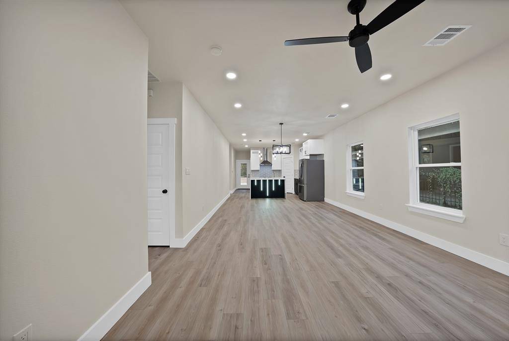 Fort Worth, TX 76105,3301 Avenue H