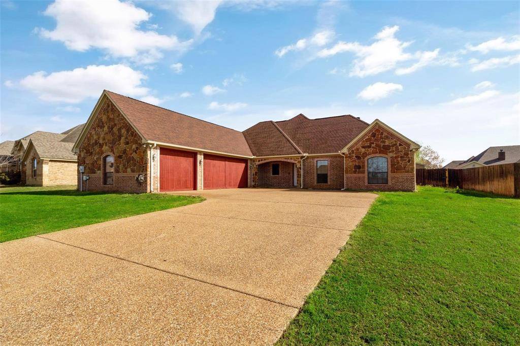 Granbury, TX 76049,2833 Willow Ridge Circle