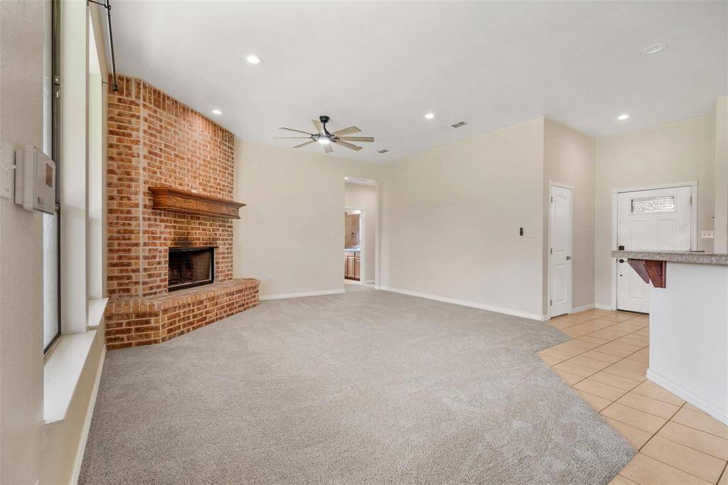 Granbury, TX 76049,2833 Willow Ridge Circle