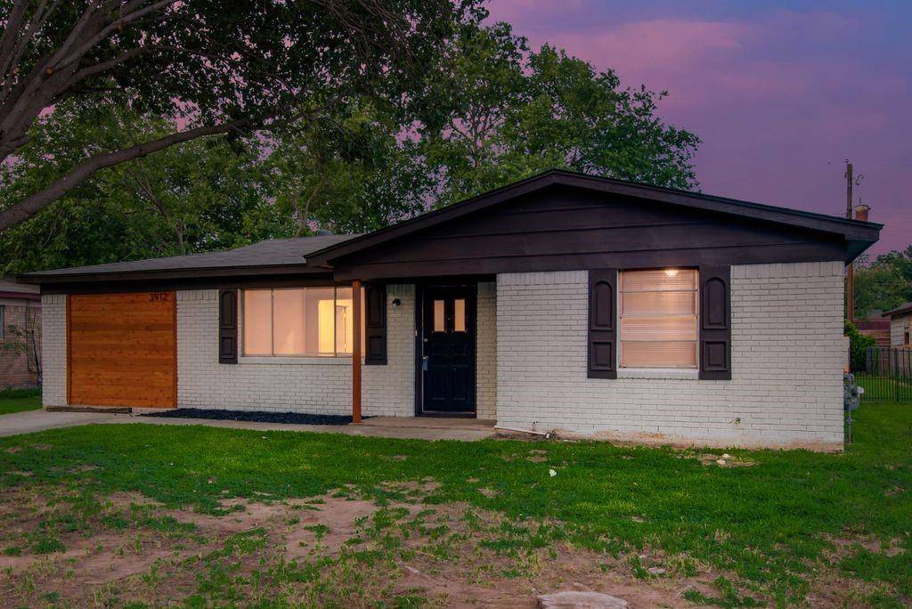 Lake Worth, TX 76135,3912 Lakewood Drive