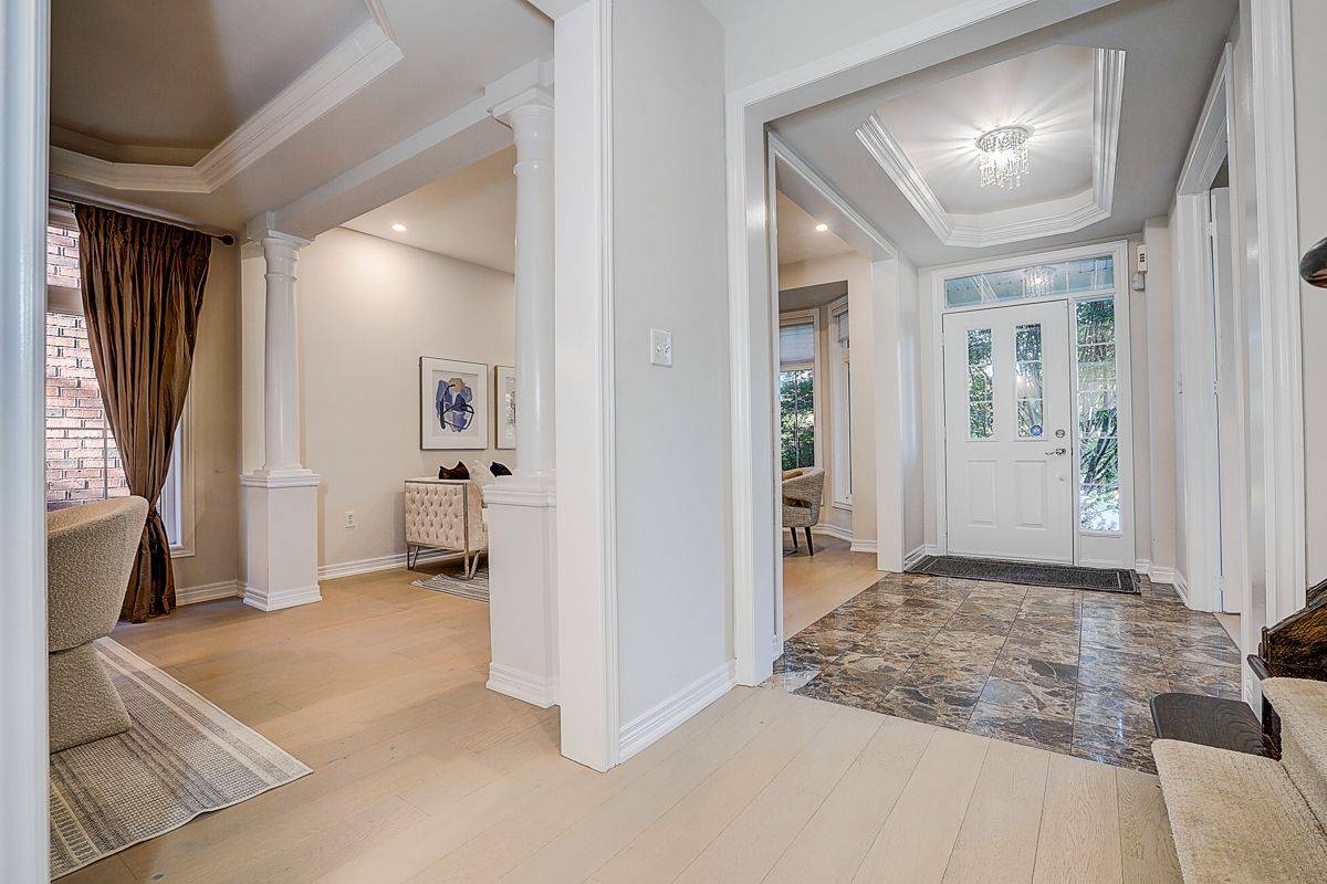 Whitby, ON L1M 2N7,92 Montgomery AVE