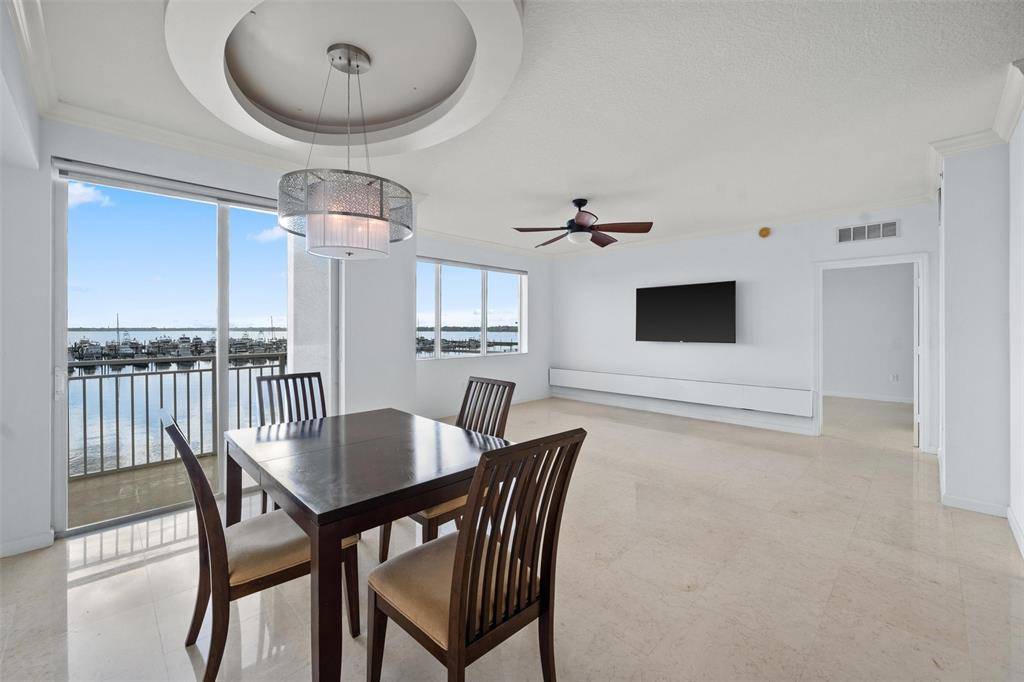 Stuart, FL 34994,675 NW Flagler Ave #303