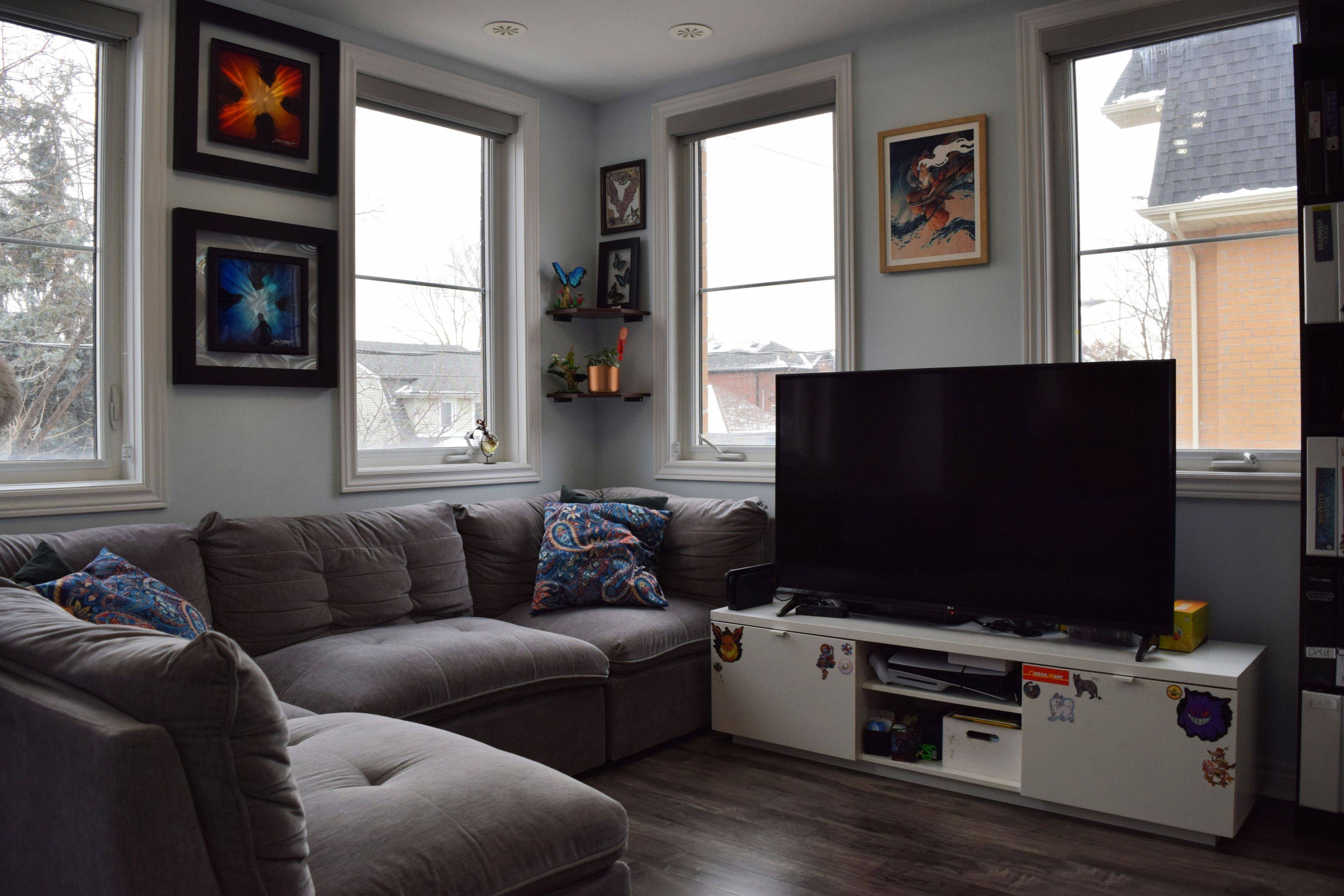 Toronto W04, ON M6E 2S2,370 Hopewell AVE #213