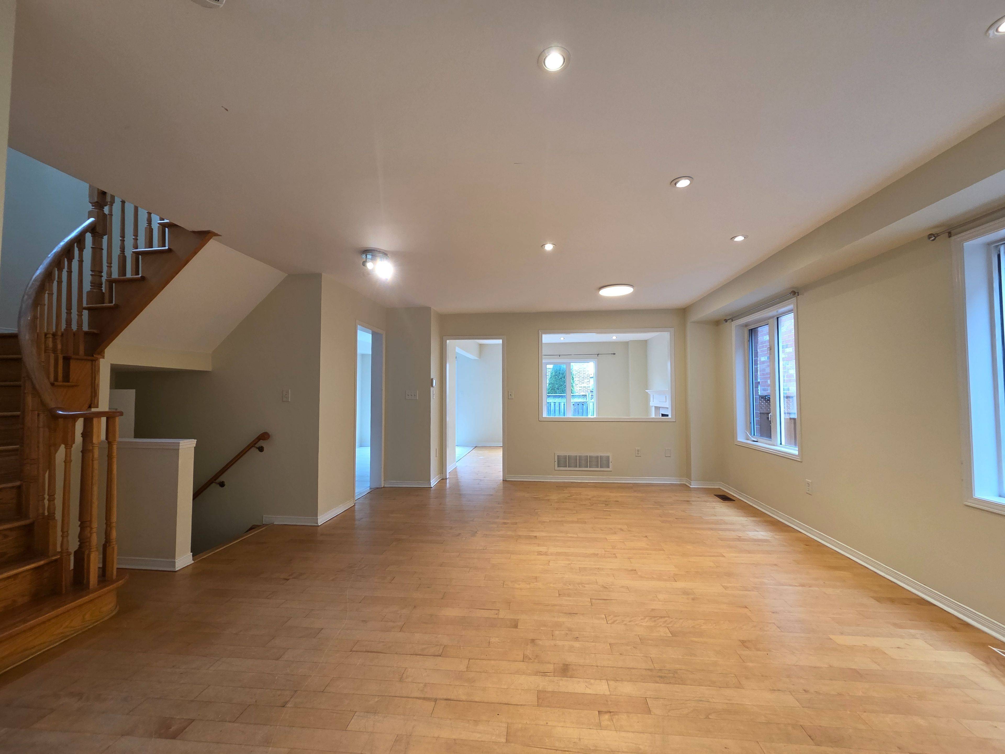 Mississauga, ON L5M 7R1,4859 Marble Arch Mews