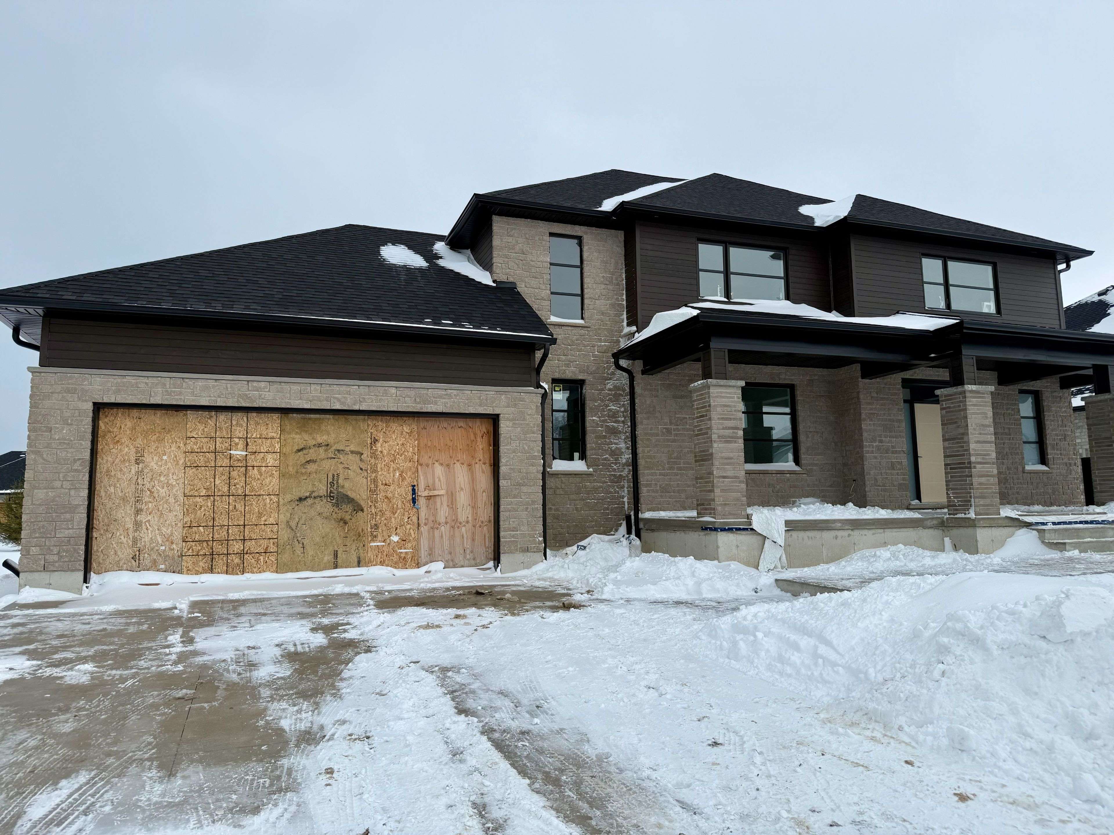 Huron-kinloss, ON N2Z 0H4,962 Bogdanovic WAY