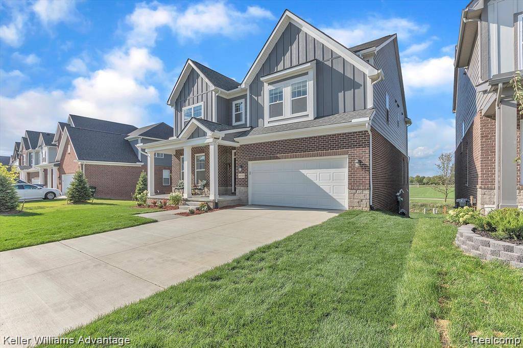 Northville, MI 48168,48389 Fieldstone DR