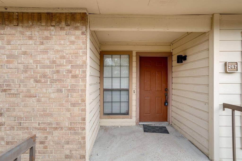 Addison, TX 75001,16301 Ledgemont Lane #267