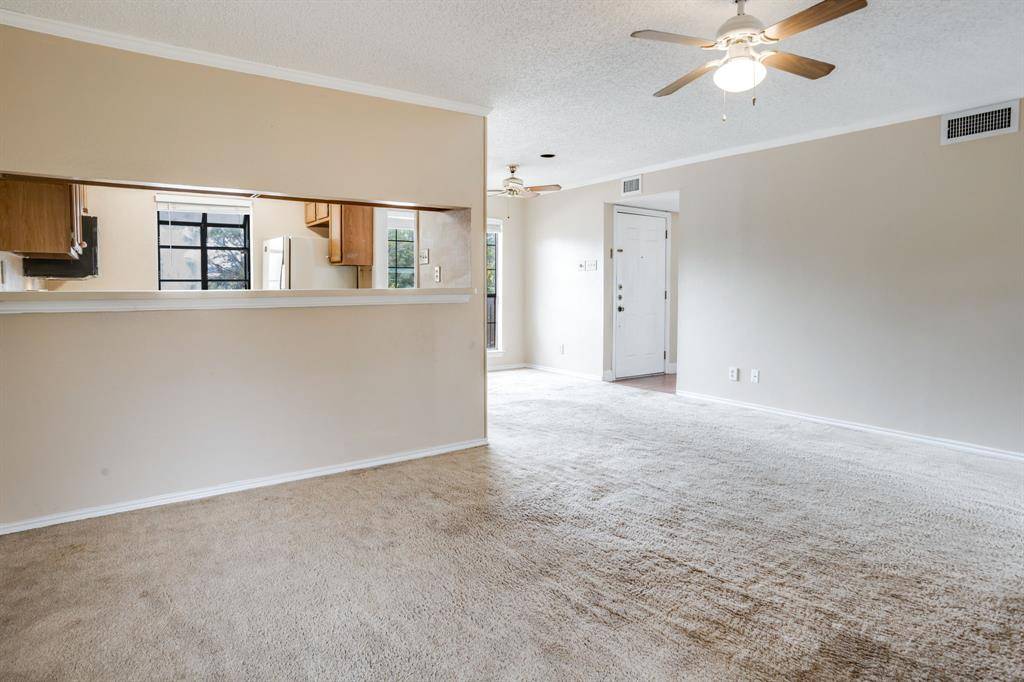 Addison, TX 75001,16301 Ledgemont Lane #267