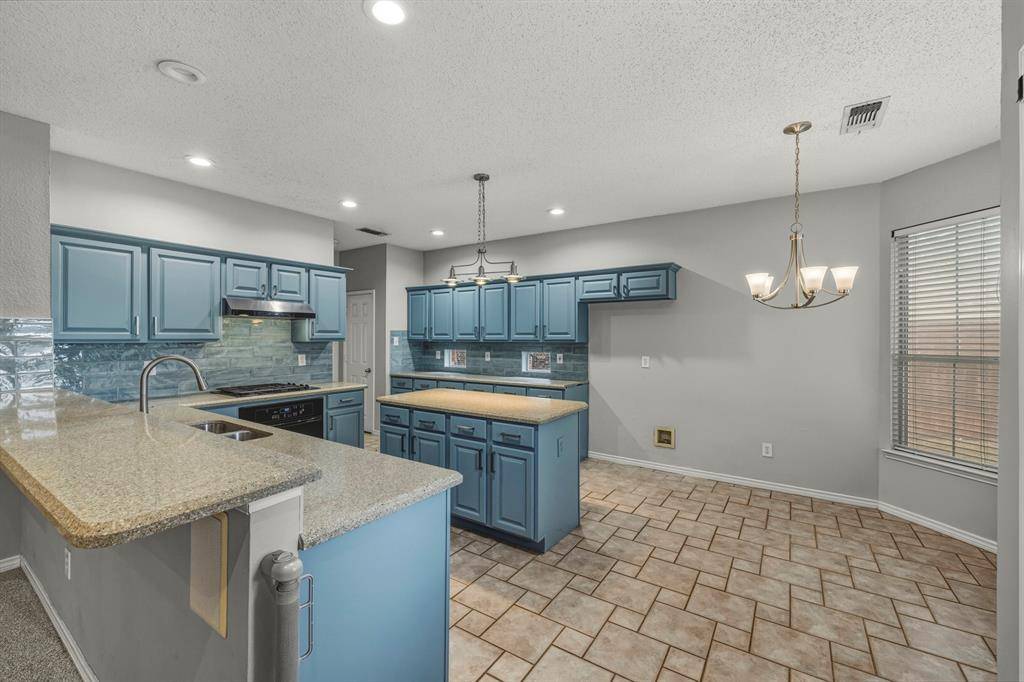 Mansfield, TX 76063,2004 Melissa Diane Street