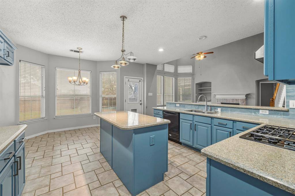 Mansfield, TX 76063,2004 Melissa Diane Street