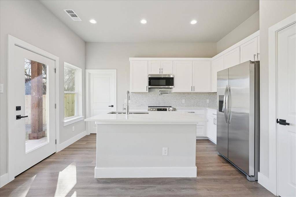 Waxahachie, TX 75165,115 Church Street