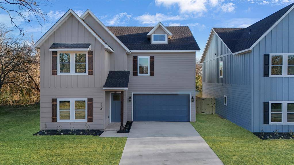 Waxahachie, TX 75165,113 Church Street