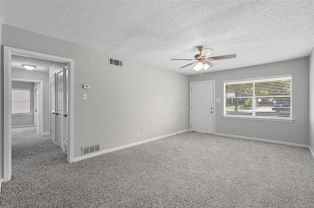 Dallas, TX 75228,3211 Gus Thomasson Road