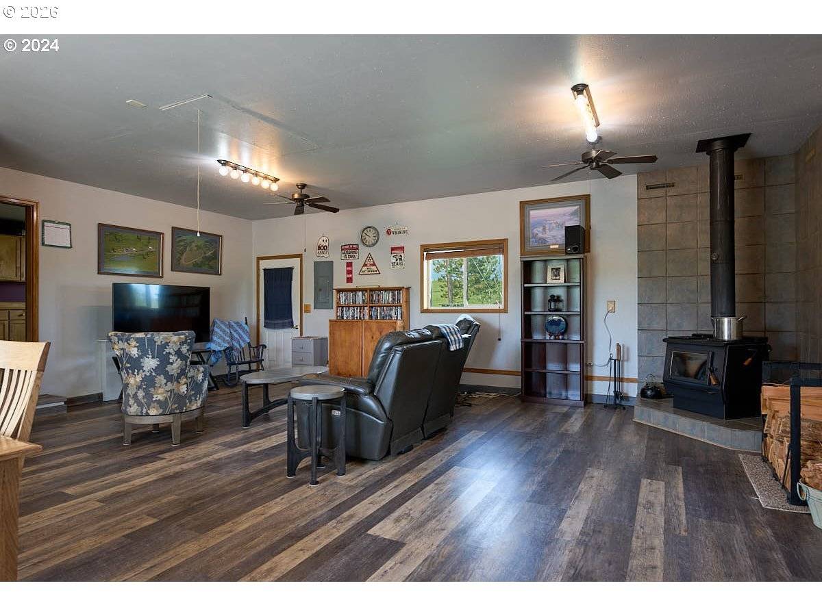 Elgin, OR 97827,76014 Hwy 82