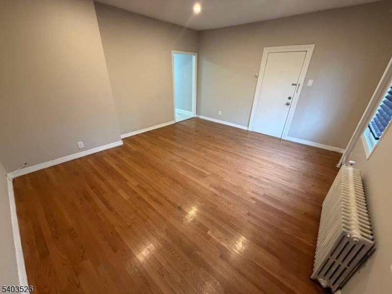 Union City, NJ 07087,139 40Th St