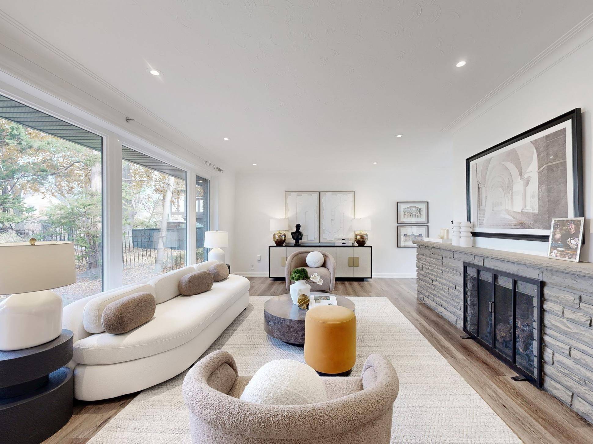 Toronto C12, ON M4N 1B4,537 Blythwood RD