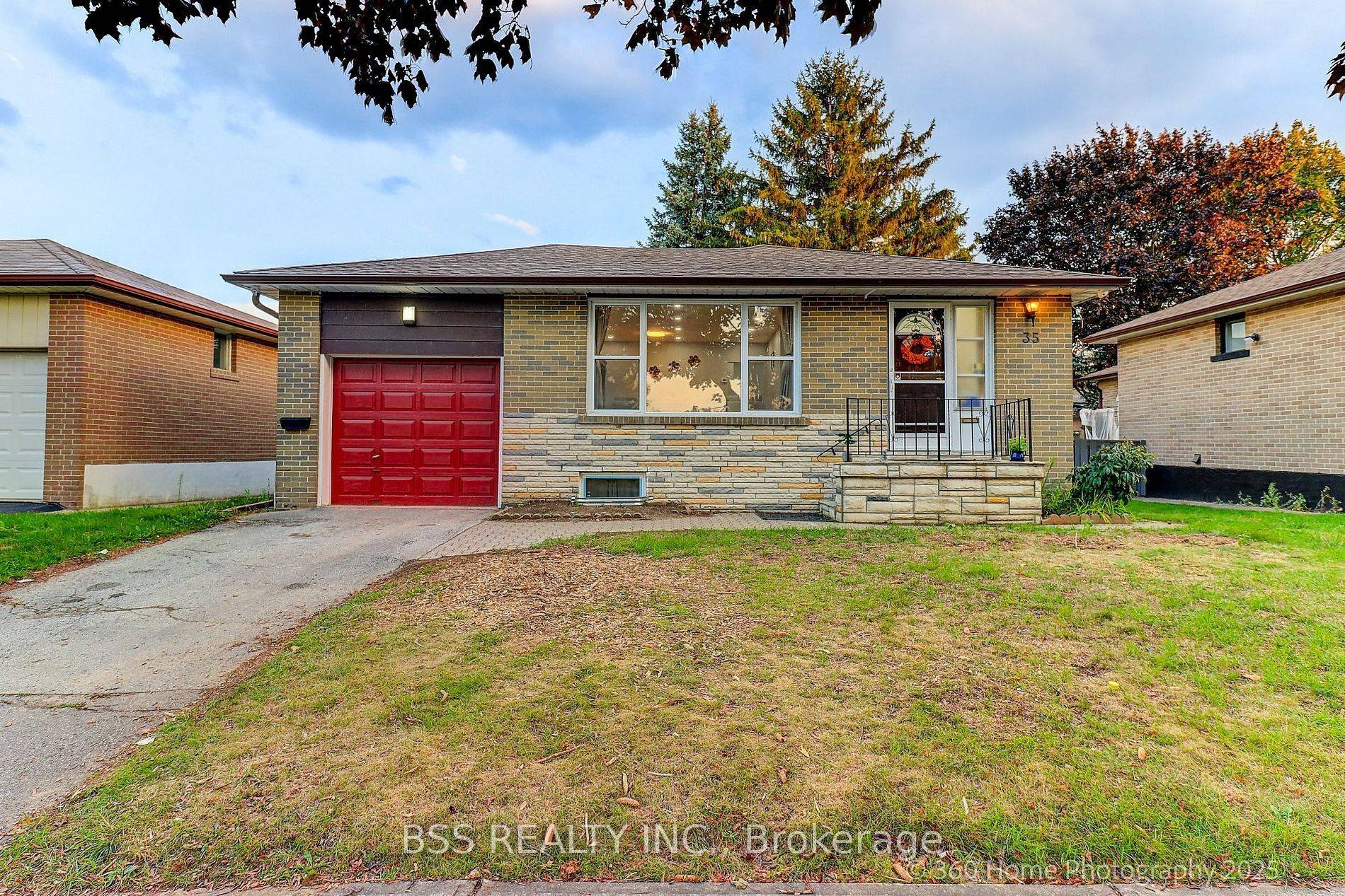 Toronto E10, ON M1E 2E7,35 Waldock ST